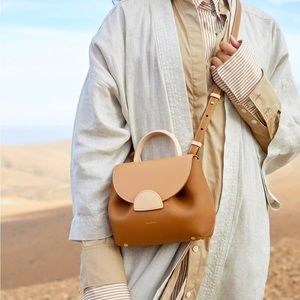 Polene Numéro Un Nano
EDITION TRIO CAMEL crossbody purse